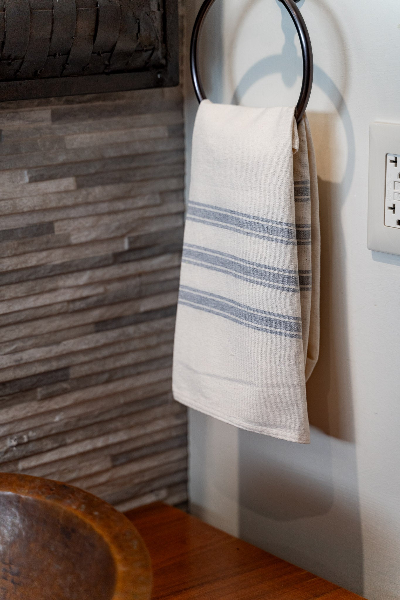 Contemporary Heather Gray Slim Stripe Hand Towel