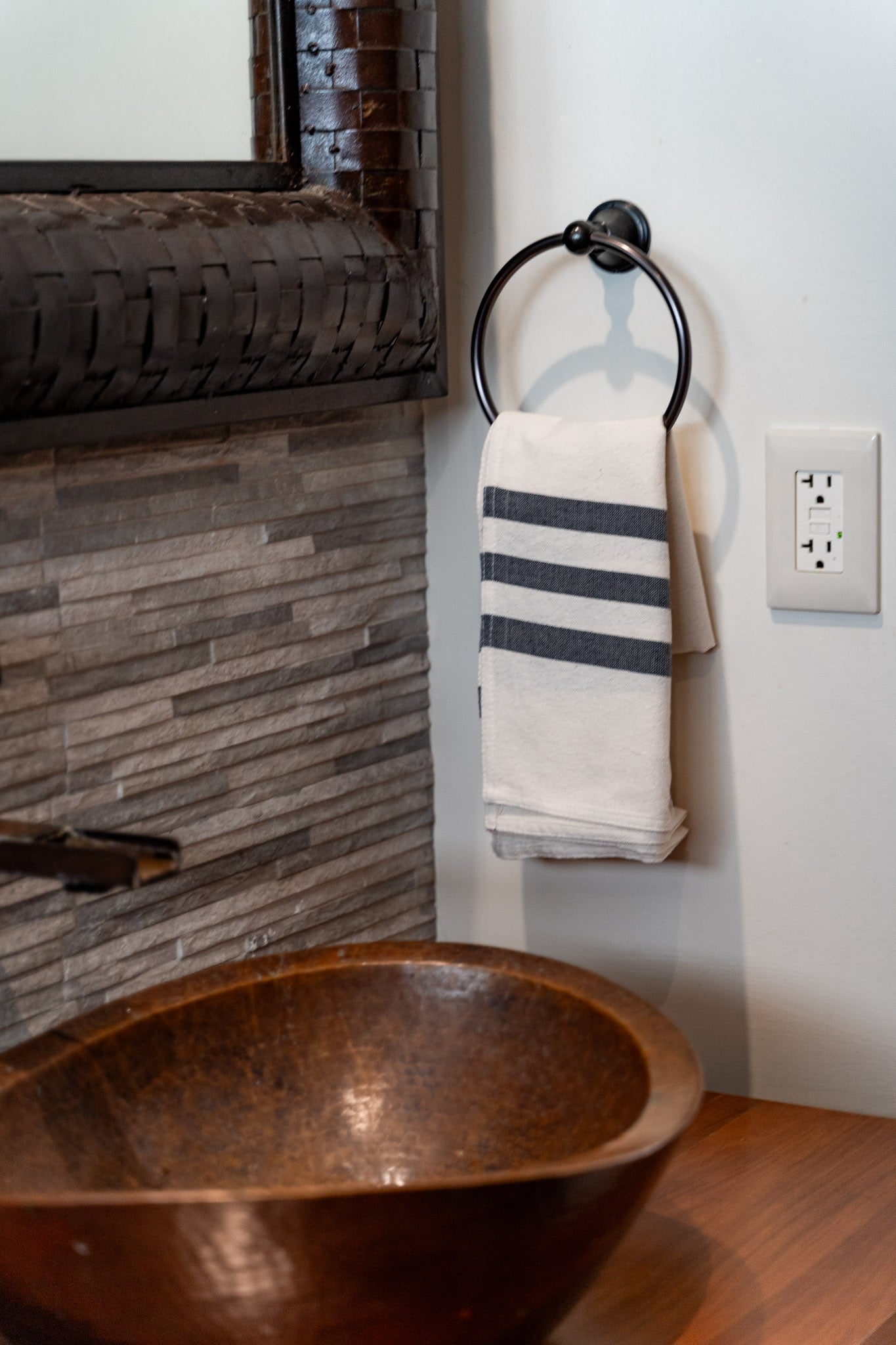 Solid Slate 3-Stripe Hand Towel