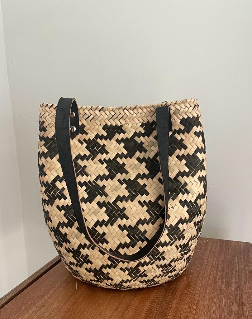 Large Purse - Black and Natural (#2)