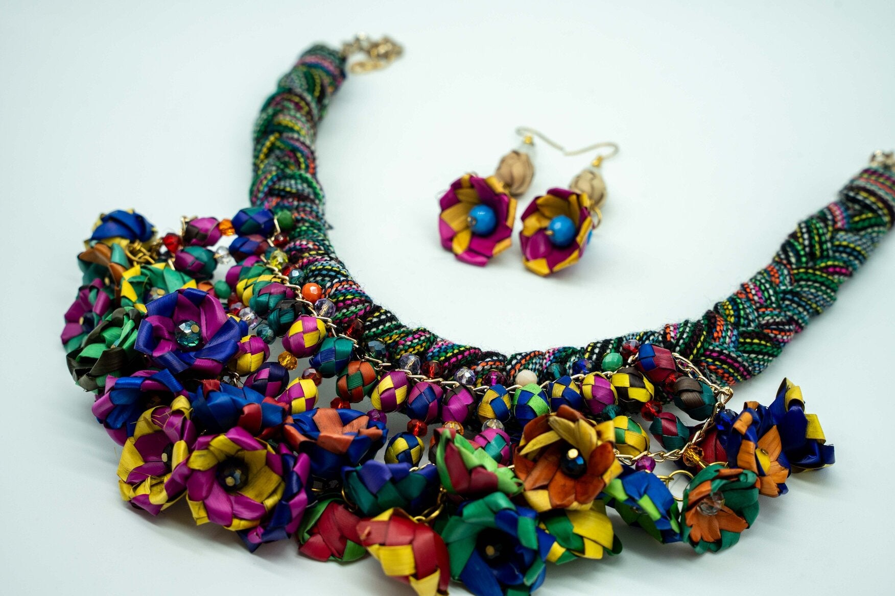 Rings of flowers Necklace and Earrings