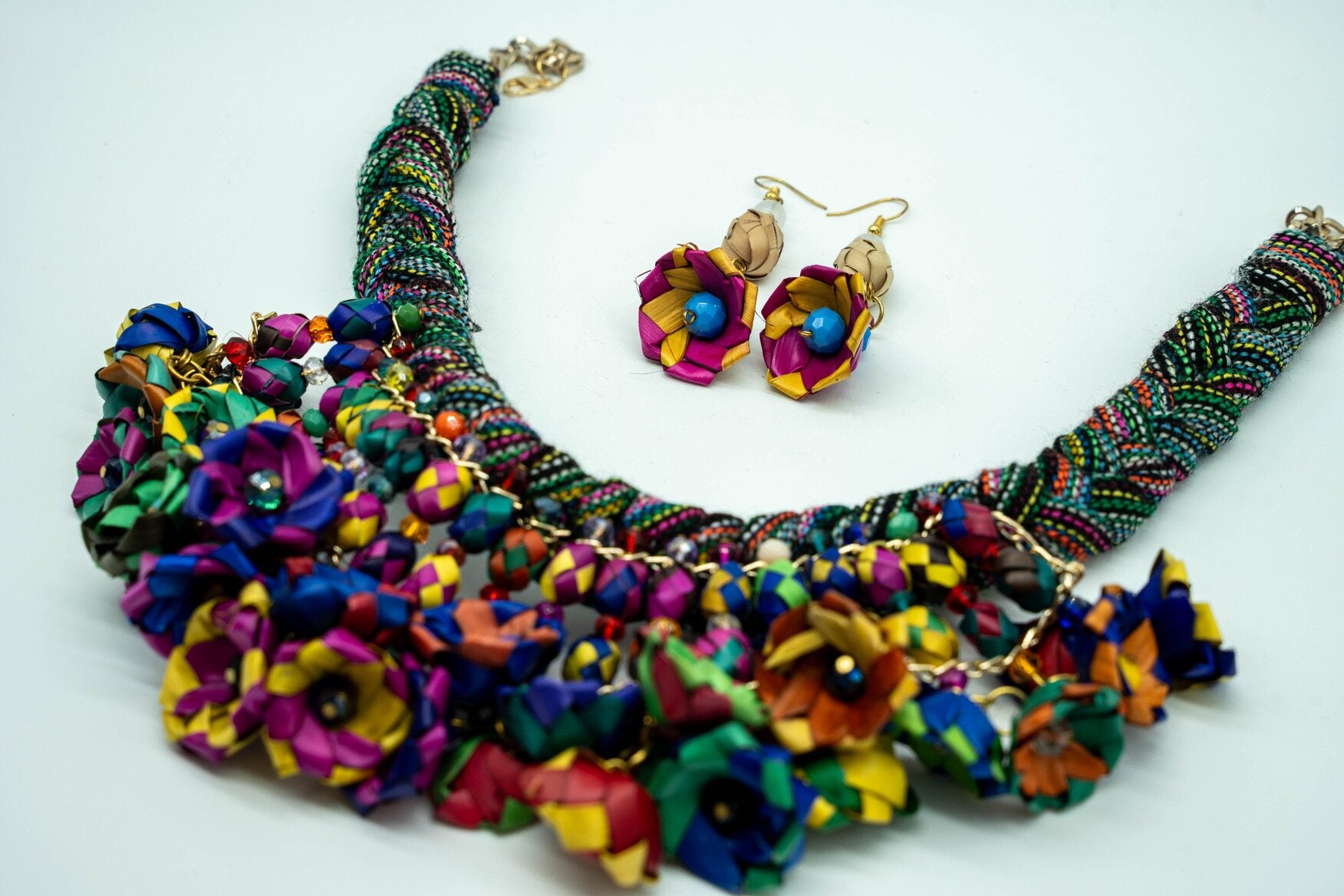 Rings of flowers Necklace and Earrings