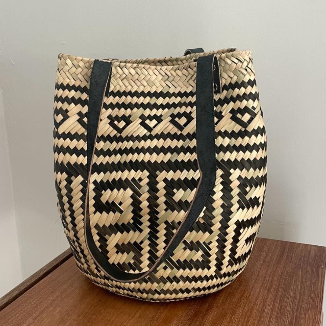 Large Palm Purse - Black and Natural (#1)
